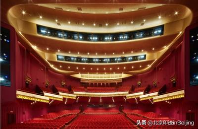 北京天橋藝術(shù)中心:北京的天橋、藝術(shù)的舞臺