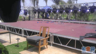 北京房山演出舞臺設(shè)備搭建,燈光音響設(shè)備租賃公司圖片_高清圖_細節(jié)圖-北京市慶典舞臺設(shè)備租賃 -