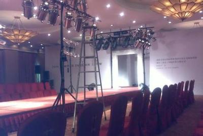 最實惠的價格,最貼心的服務(wù),北京舞臺搭建制作_北京